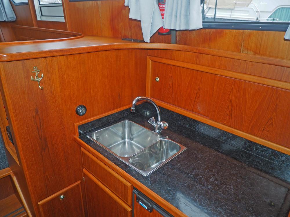 Fore ship, Accommodation